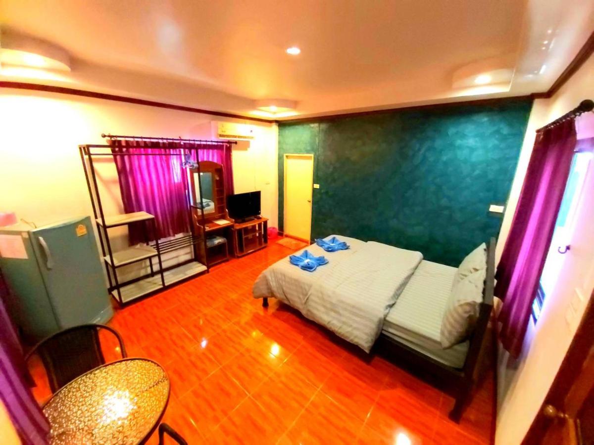 Wilailak Bungalow @ Koh Srichang Ko Si Chang Luaran gambar