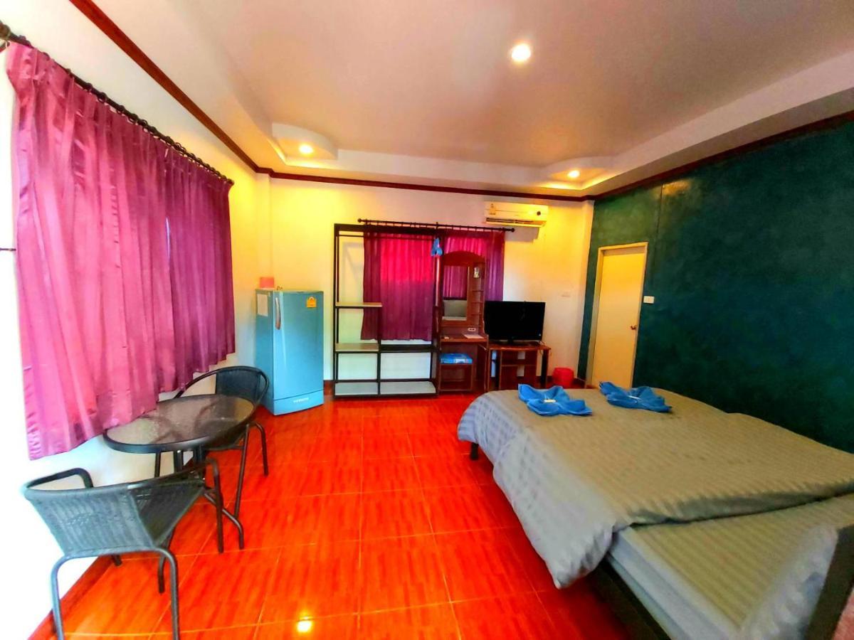 Wilailak Bungalow @ Koh Srichang Ko Si Chang Luaran gambar