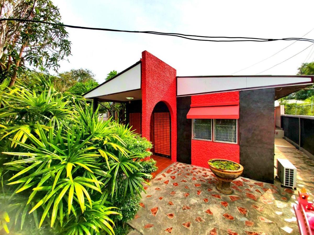 Wilailak Bungalow @ Koh Srichang Ko Si Chang Luaran gambar