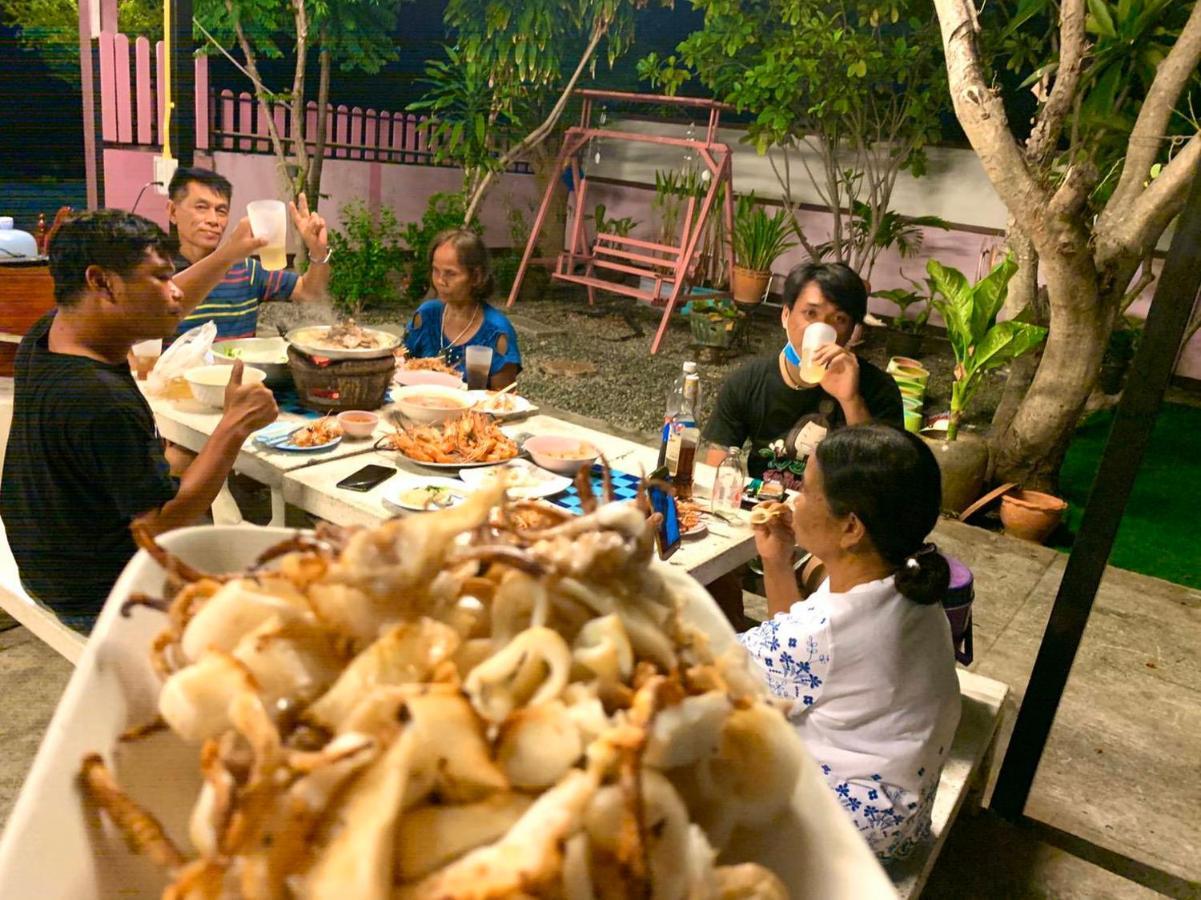 Wilailak Bungalow @ Koh Srichang Ko Si Chang Luaran gambar