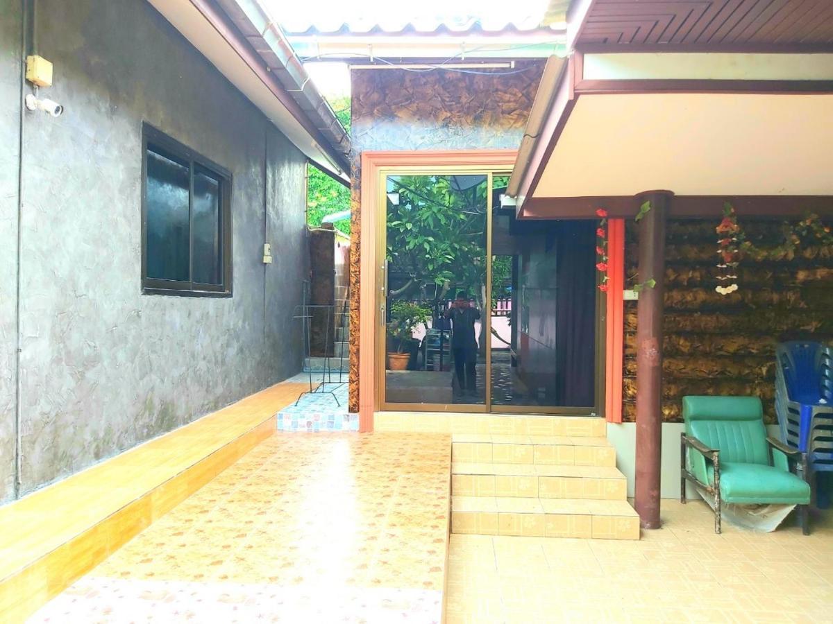 Wilailak Bungalow @ Koh Srichang Ko Si Chang Luaran gambar