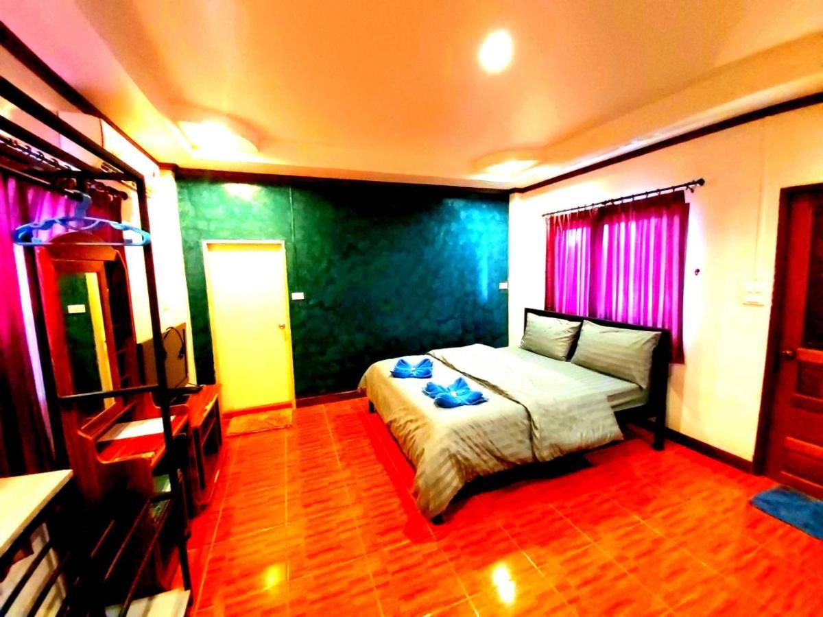 Wilailak Bungalow @ Koh Srichang Ko Si Chang Luaran gambar