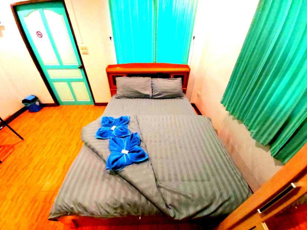 Wilailak Bungalow @ Koh Srichang Ko Si Chang Luaran gambar