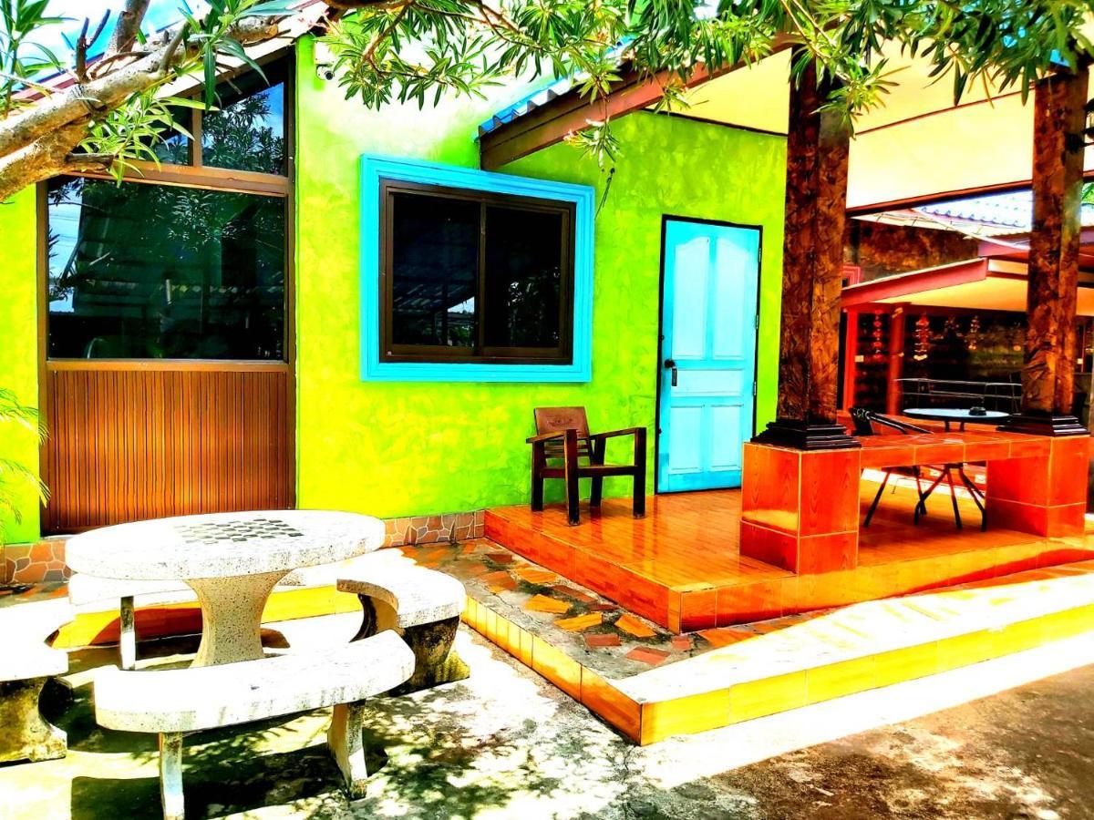 Wilailak Bungalow @ Koh Srichang Ko Si Chang Luaran gambar